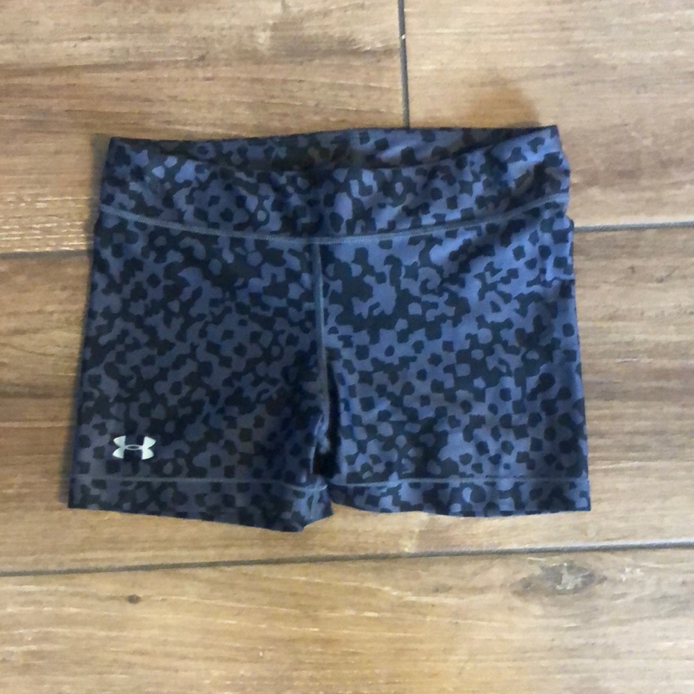 Athletic shorts